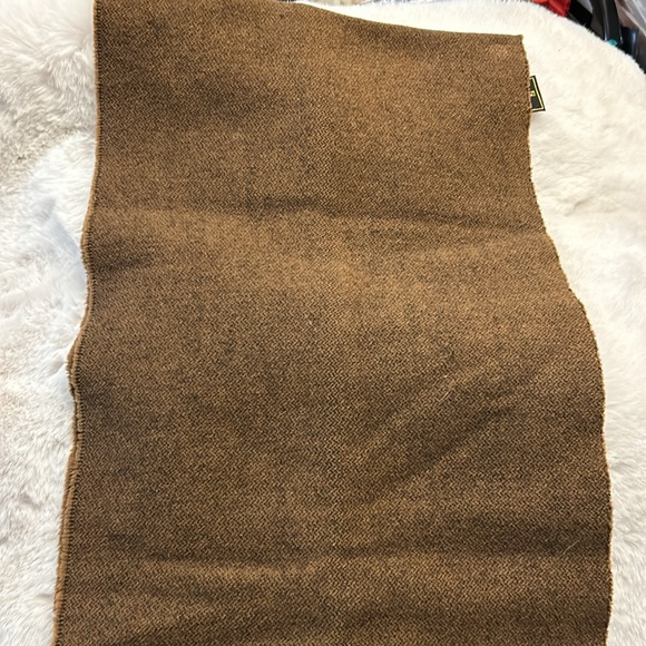 Fendi 💯 Wool Brown and Black fringe scarf unisex - Picture 6 of 13